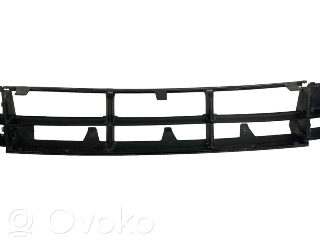 Lower grille (three-piece)
