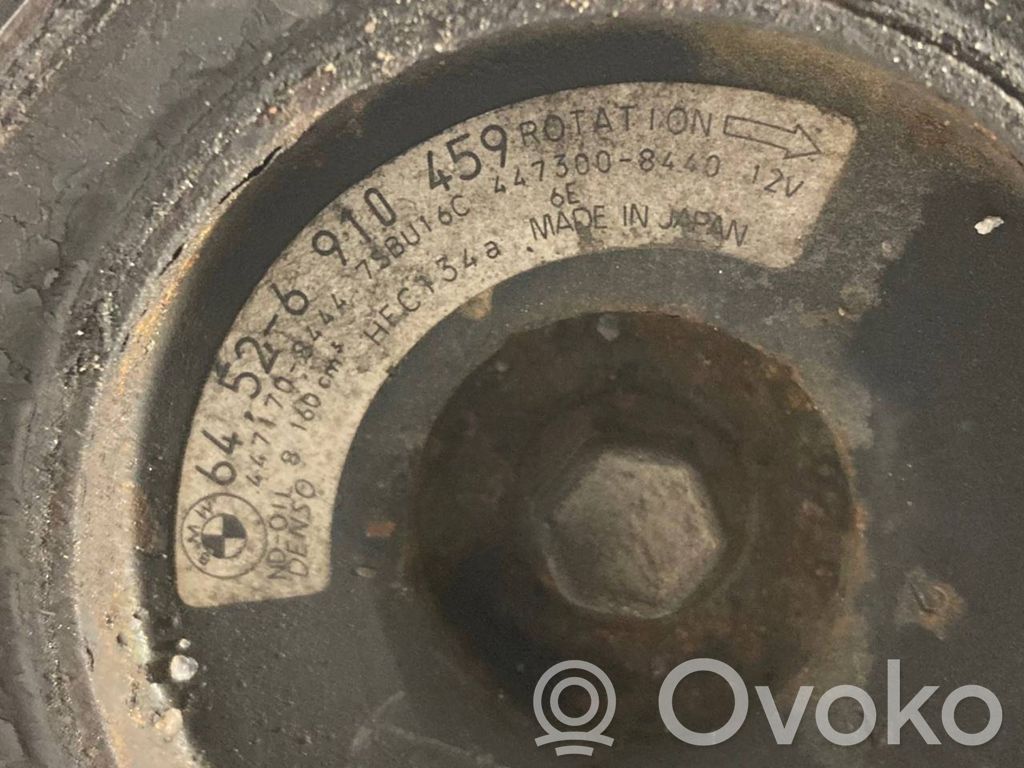 Air conditioner compressor (pump)