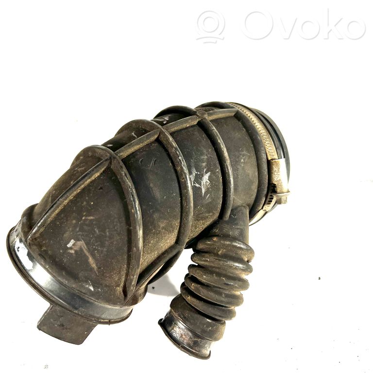 Air intake duct details