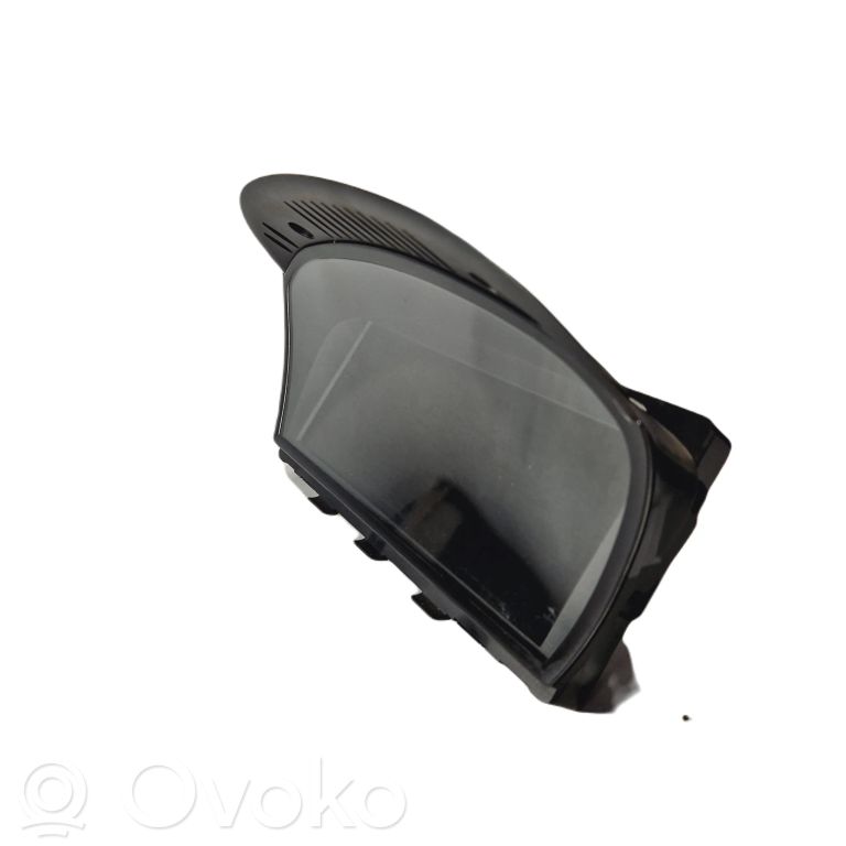 Ekrāns / displejs / mazais ekrāns