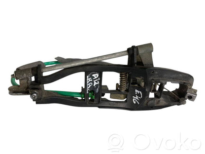 Aizmugurē turētājs / kronšteins ārējam atvēršanas rokturim