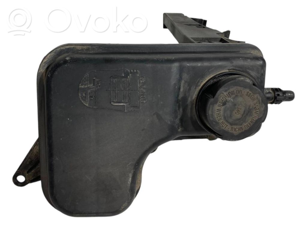 Dzesēšanas šķidruma izplešanās tvertne