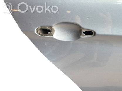 Aizmugurējās durvis