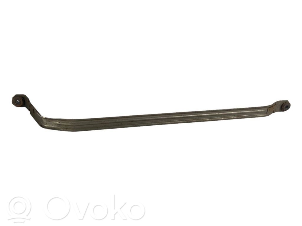 Fuel tank holder(s)