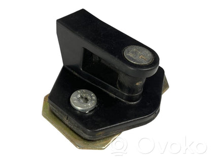 Петля для фиксации сзади