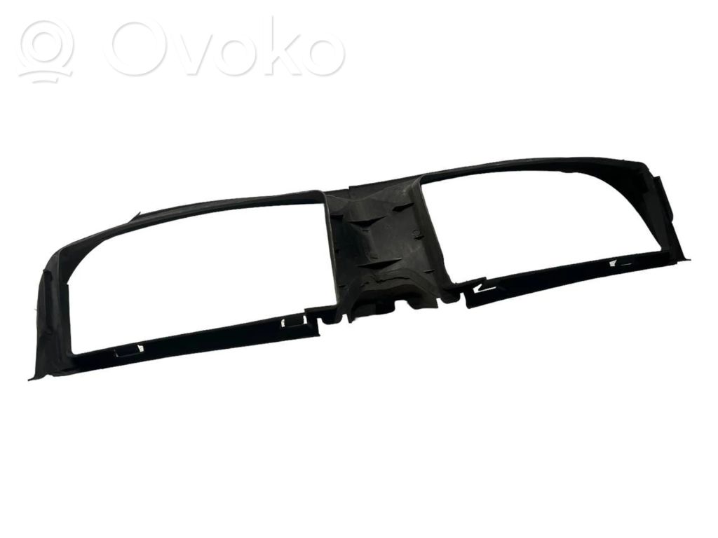 Air intake duct details