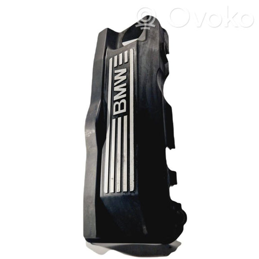 Крышка двигателя (декоративная отделка)