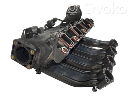 Впускной коллектор