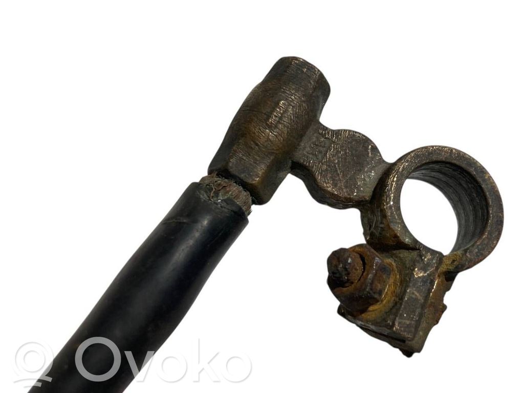 Mīnusa vads (akumulatora)