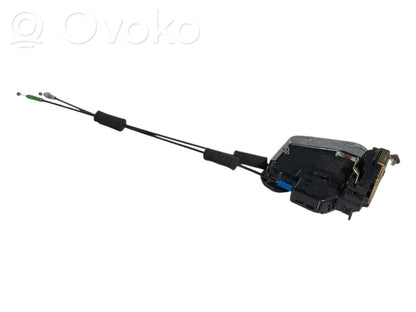 Aizmugurē slēdzene