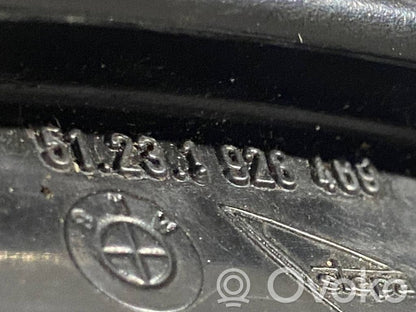 Dzinēja pārsega attaisīšanas rokturītis