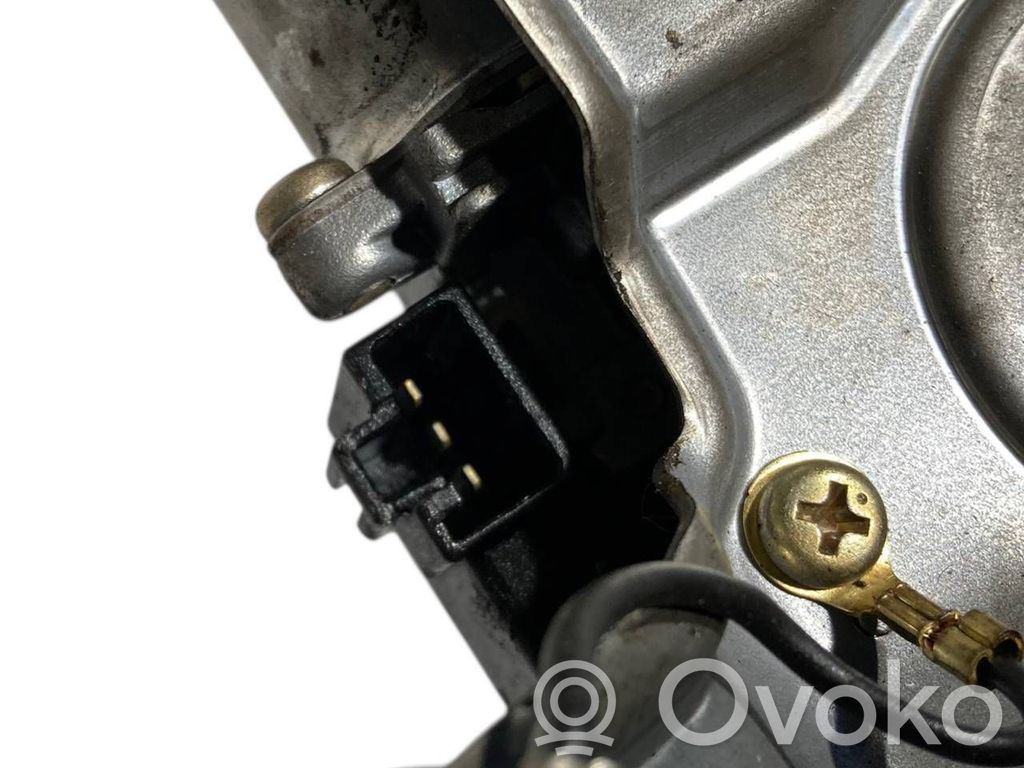 Aizmugurējā loga tīrītāja motoriņš