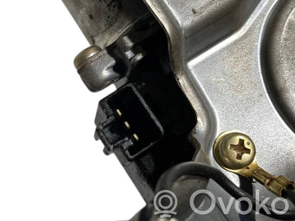 Aizmugurējā loga tīrītāja motoriņš