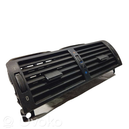 Centrālais gaisa ventilācijas režģis