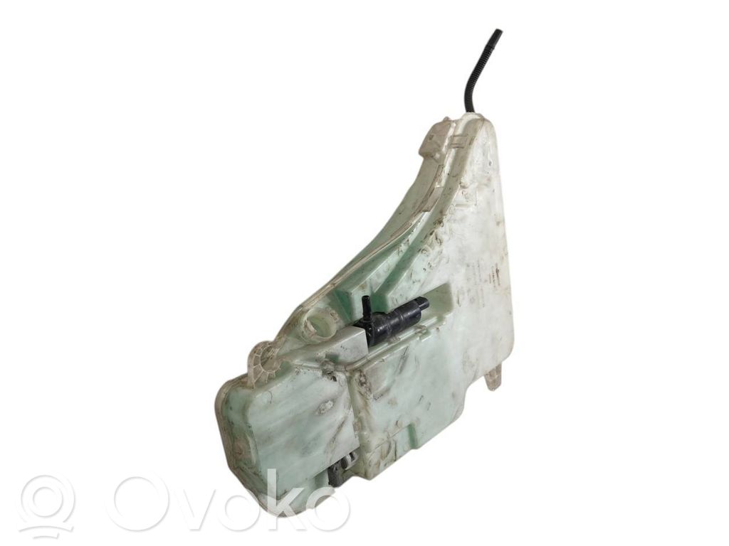 Window fluid tank