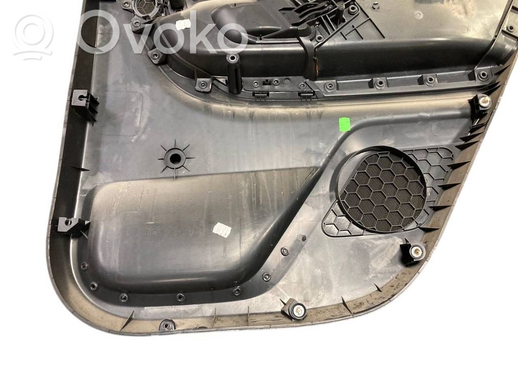 Обивка задней двери