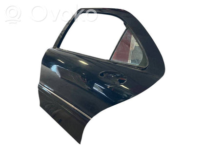 Aizmugurējās durvis