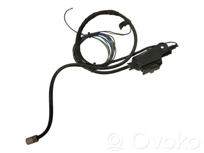 Priekšējo durvju apgaismojums (iekšpusē)