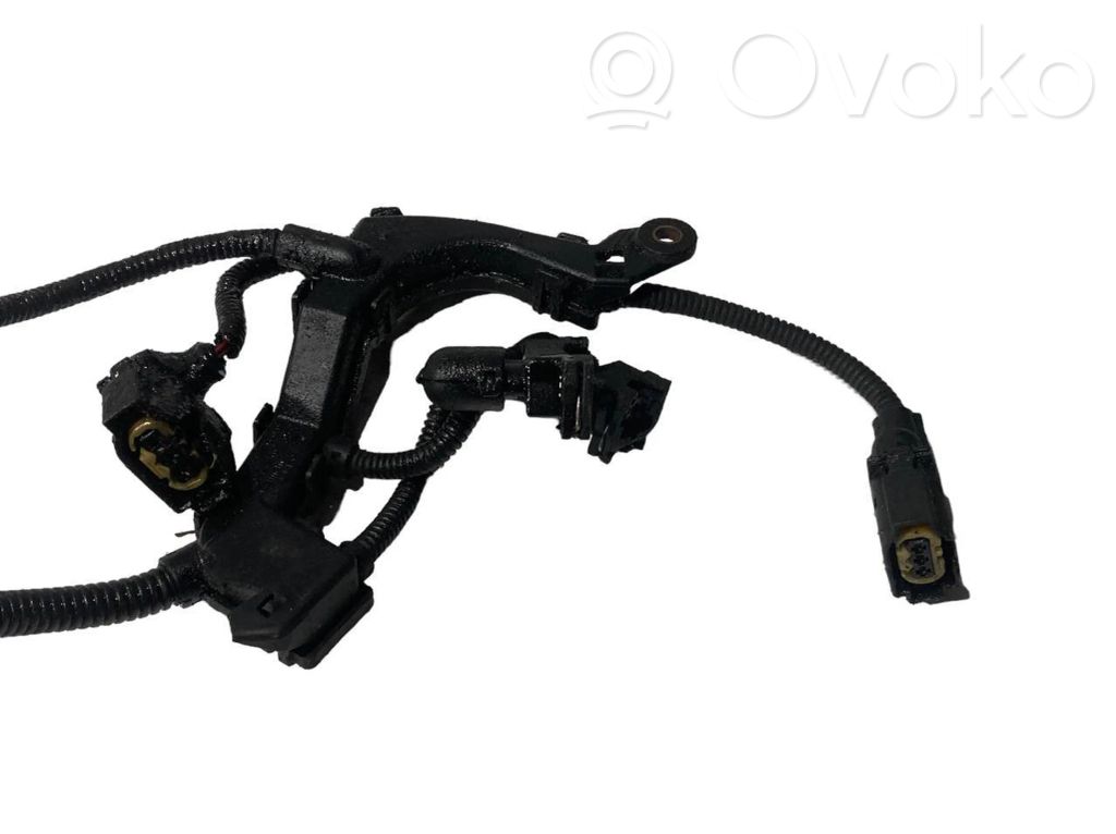 Dzinēja vadu instalācija