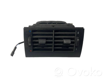 Задняя воздухо-вентиляционная решетка