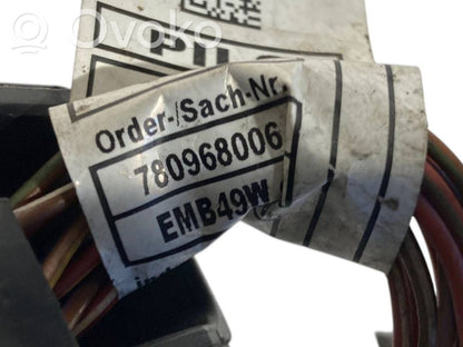 Fuel injector wires