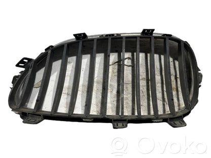 Front grille