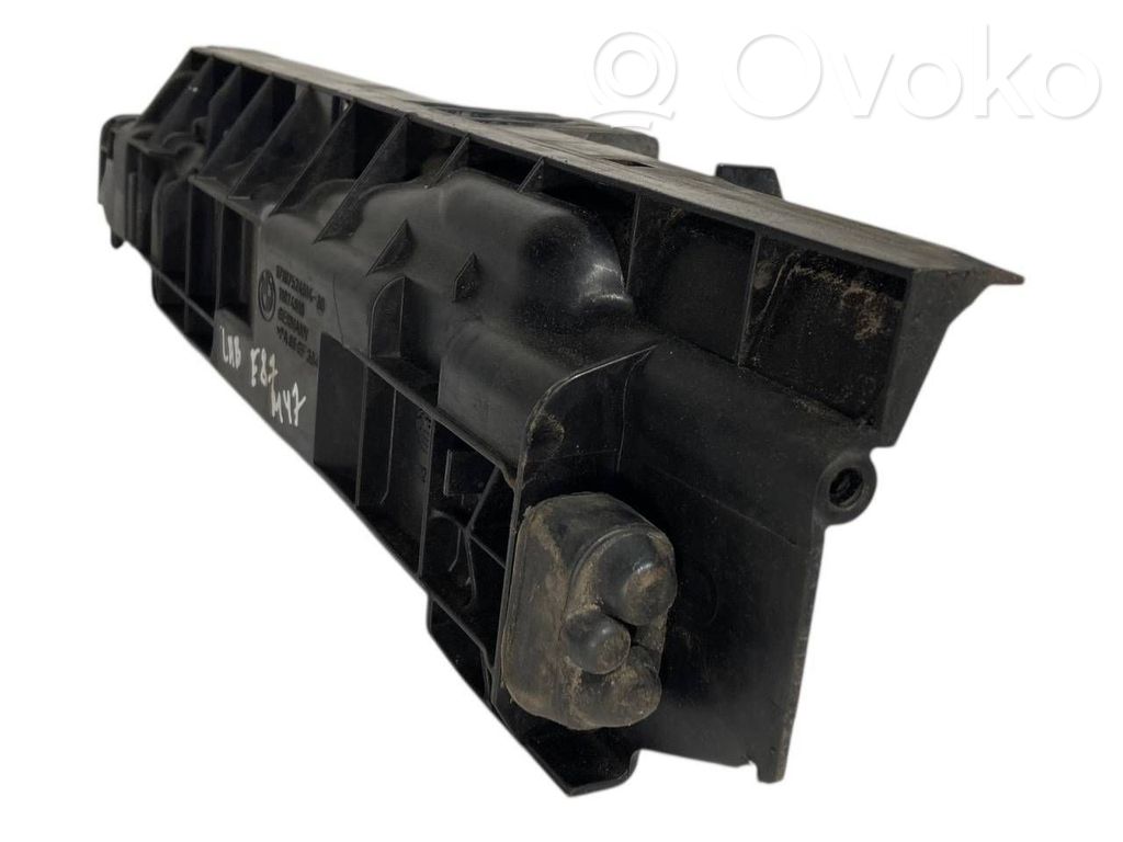 Radiatora (-u) turētājs / kronšteins