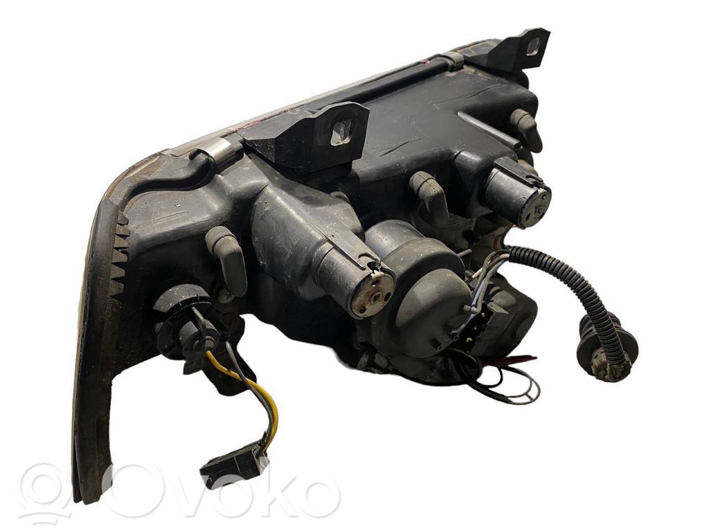 Priekšējo lukturu komplekts