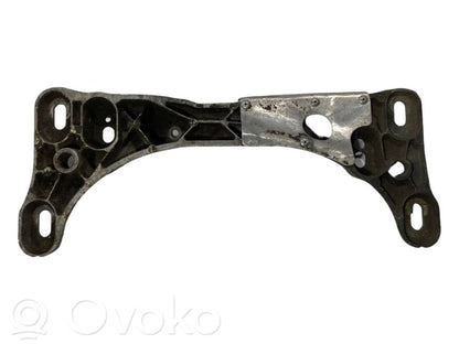 Transmission mounting bracket