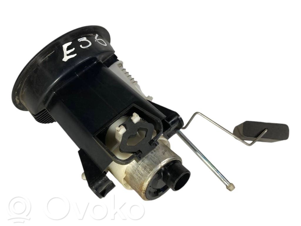 Fuel pump (in the fuel tank)