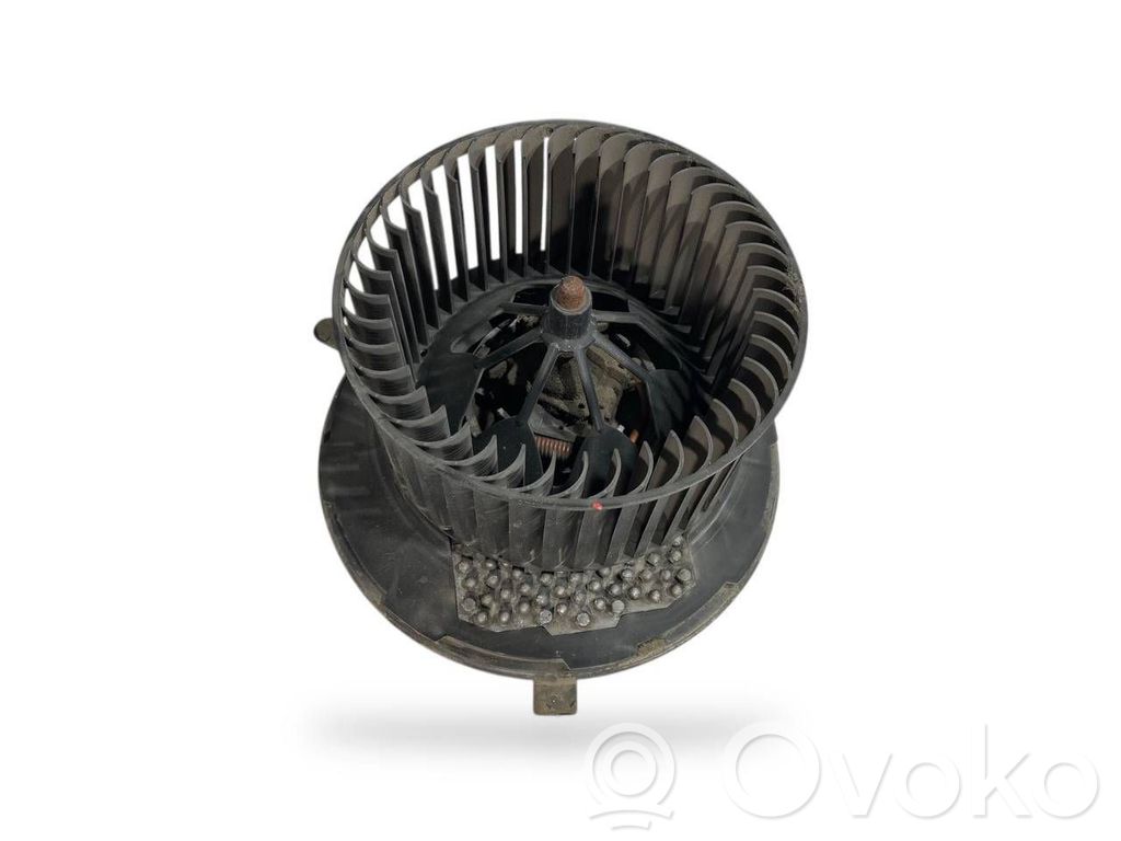 Mazā radiatora ventilators