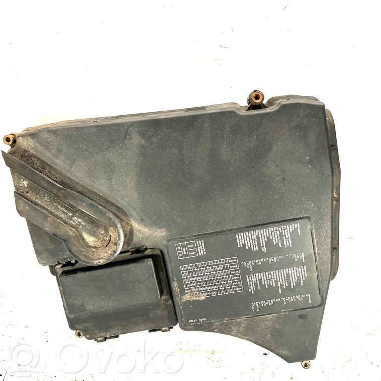 Drošinātāju Kastes vāciņš