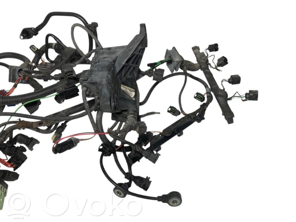 Dzinēja vadu instalācija