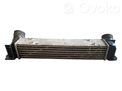 Starpdzesētāja radiators