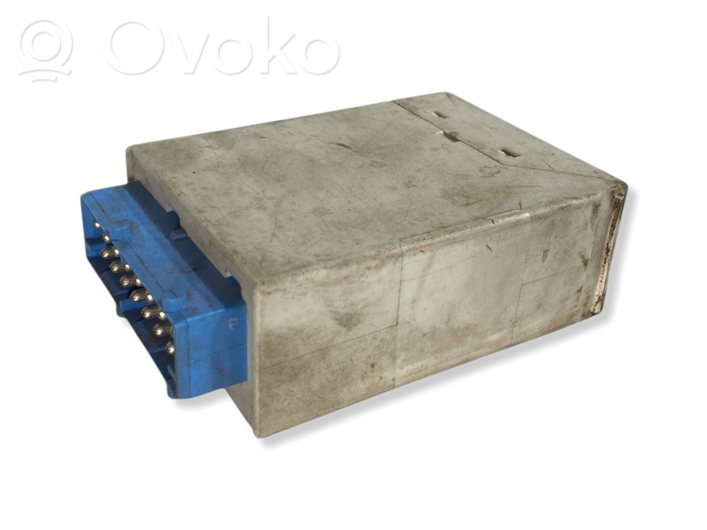 Logu tīrītāju relejs