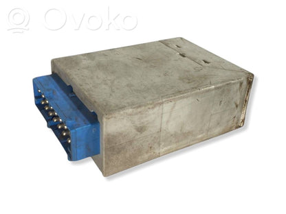 Logu tīrītāju relejs