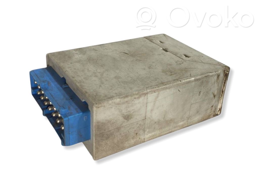 Logu tīrītāju relejs