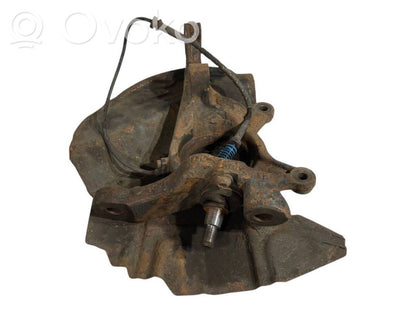 Priekšējā riteņa rumbas vārpstas šarnīrs (stupica, capfa)