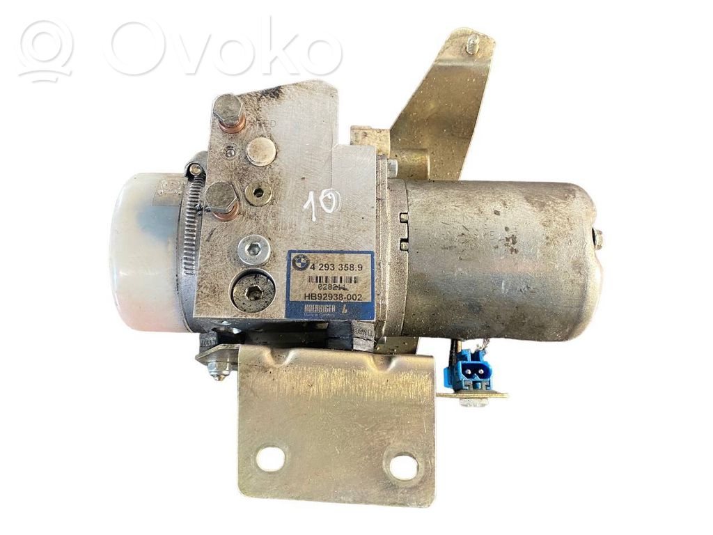 Bagāžnieka pārsega hidraulikas sūknis