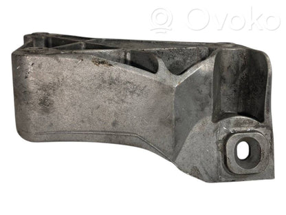 Dzinēja nostiprināšanas stiprinājums-kronšteins