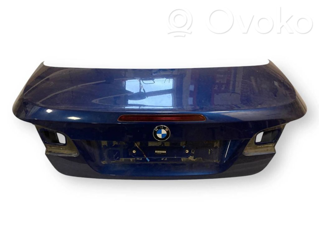 Aizmugurējais pārsegs (bagāžnieks)