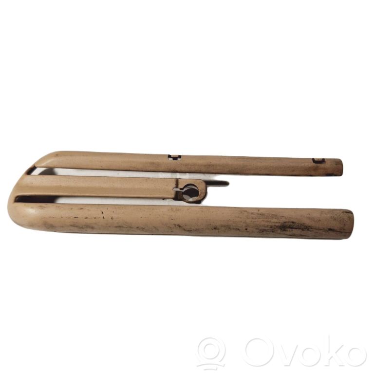 Другая часть интерьера