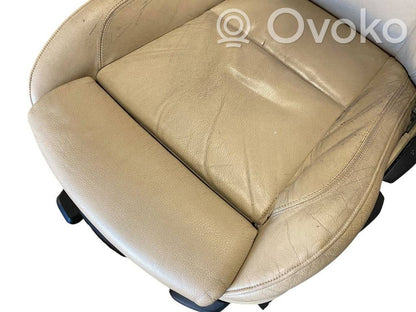 Salona daļu komplekts