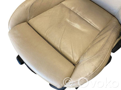 Salona daļu komplekts