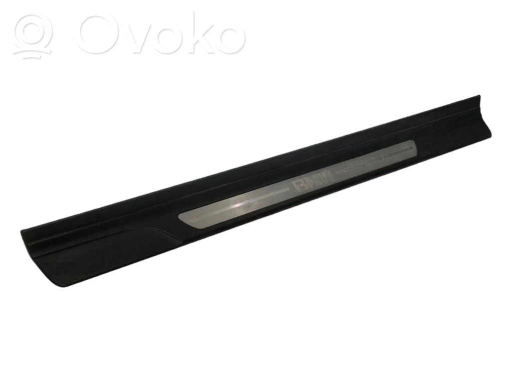 Front sill trim (inner)