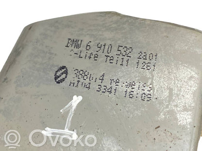 Aizmugurējais lukturis virsbūvē