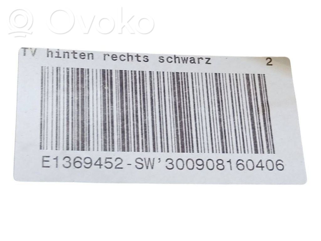 Apšuvums aizmugurējām durvīm