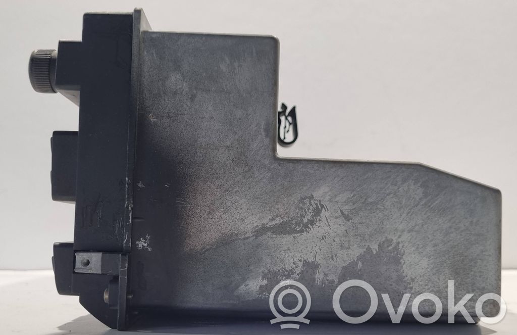 Радио / CD/DVD-плеер / навигация