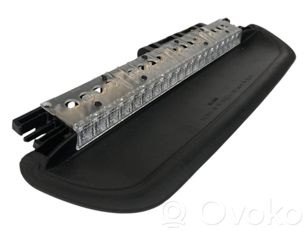 Papildu bremžu signāla lukturis