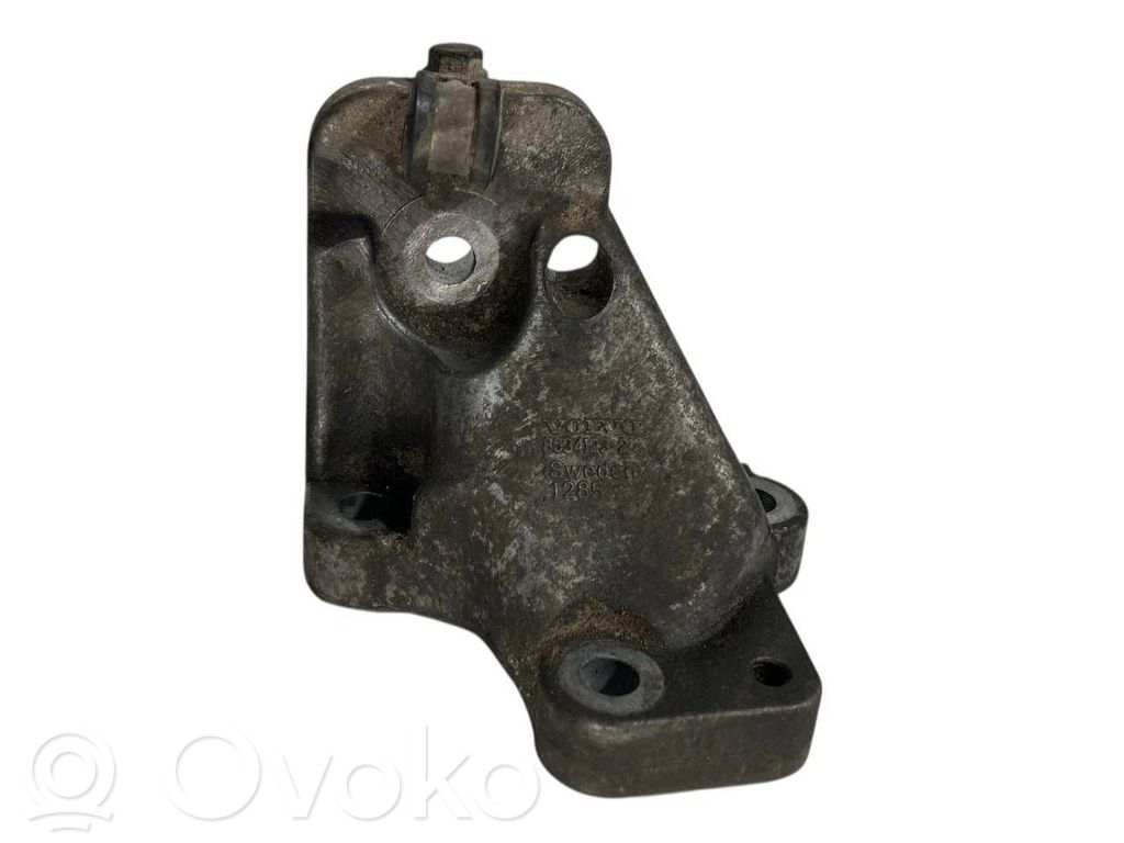 Dzinēja nostiprināšanas stiprinājums-kronšteins